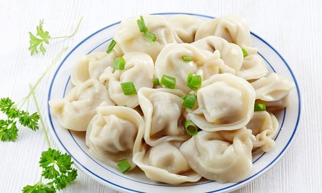 外国人公认中国最具特色的5种美食，你认同吗？北京烤鸭倒数第一图3
