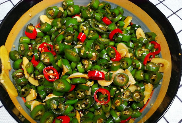 5斤青椒腌制方法图2