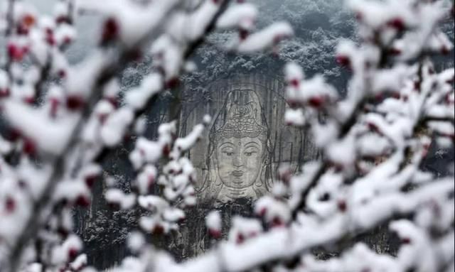 在中国古诗词里，寻找“雪容融”