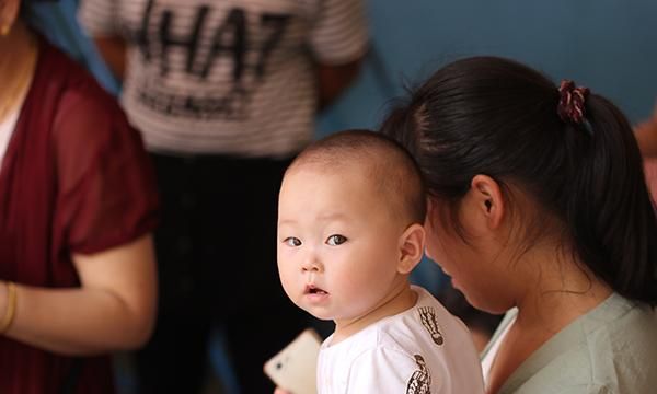 美国人喝牛奶和中国人喝牛奶，冷藏奶VS常温奶，哪一种比较好？