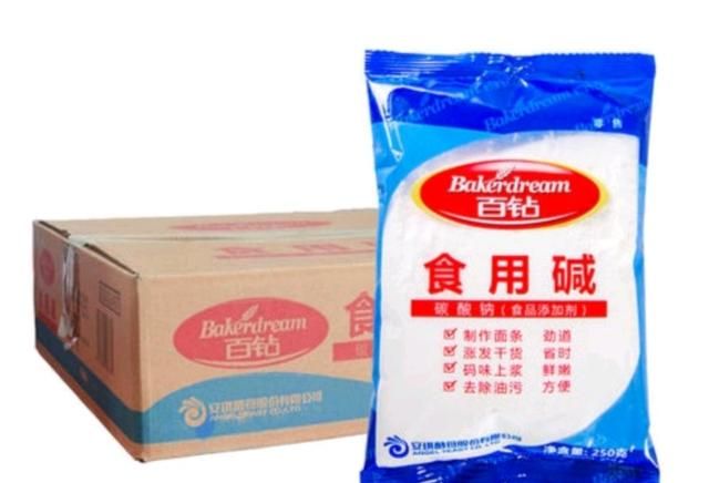 馄饨皮上有黑点，还能用吗？食品安全不容忽视，但也不能谈虎色变