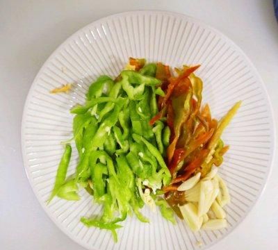 #一勺葱伴侣，成就招牌美味#螺丝椒炒牛肉丝（酱香）鲜辣下饭