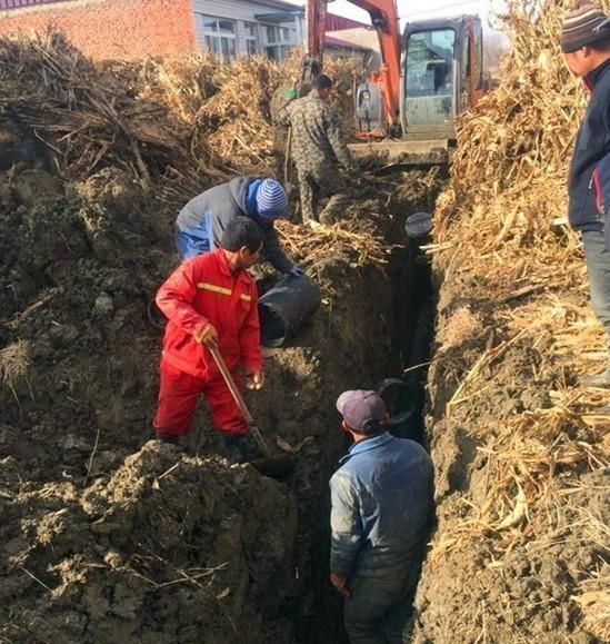 农村厨房里没有加热设备，水管冻住了很不方便，怎么预防水管冻住图1