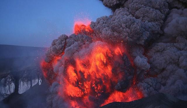 冰岛拉基火山爆发，人们躲过了火山，没有躲过大饥荒