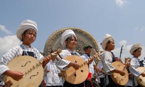 布依族由来
，布依族情侣粑的由来图6