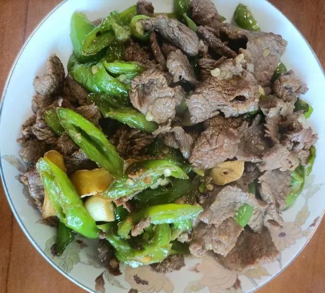 辣椒炒驴肉，滋味小炒，鲜香下饭