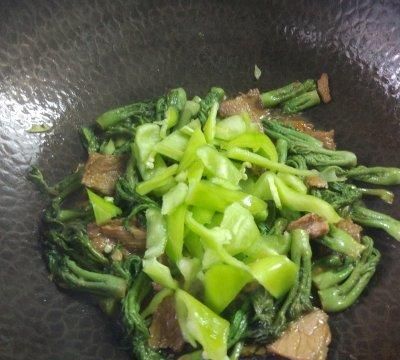 这道东北野山珍~肉炒刺老芽简单快手，超下饭